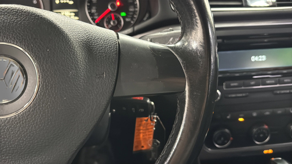 Used 2015 Volkswagen Passat 1.8T Wolfsburg Edition image 21