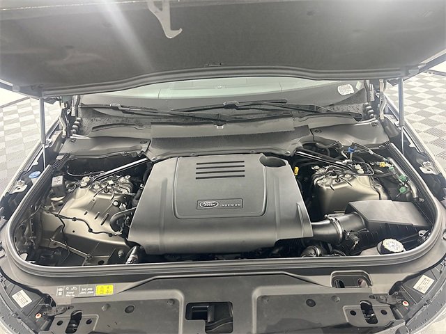 Used 2024 Land Rover Discovery Dynamic SE image 32