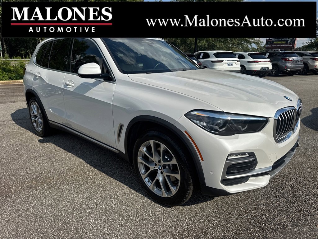 Used 2021 BMW X5 xDrive40i w/ Premium Package 2