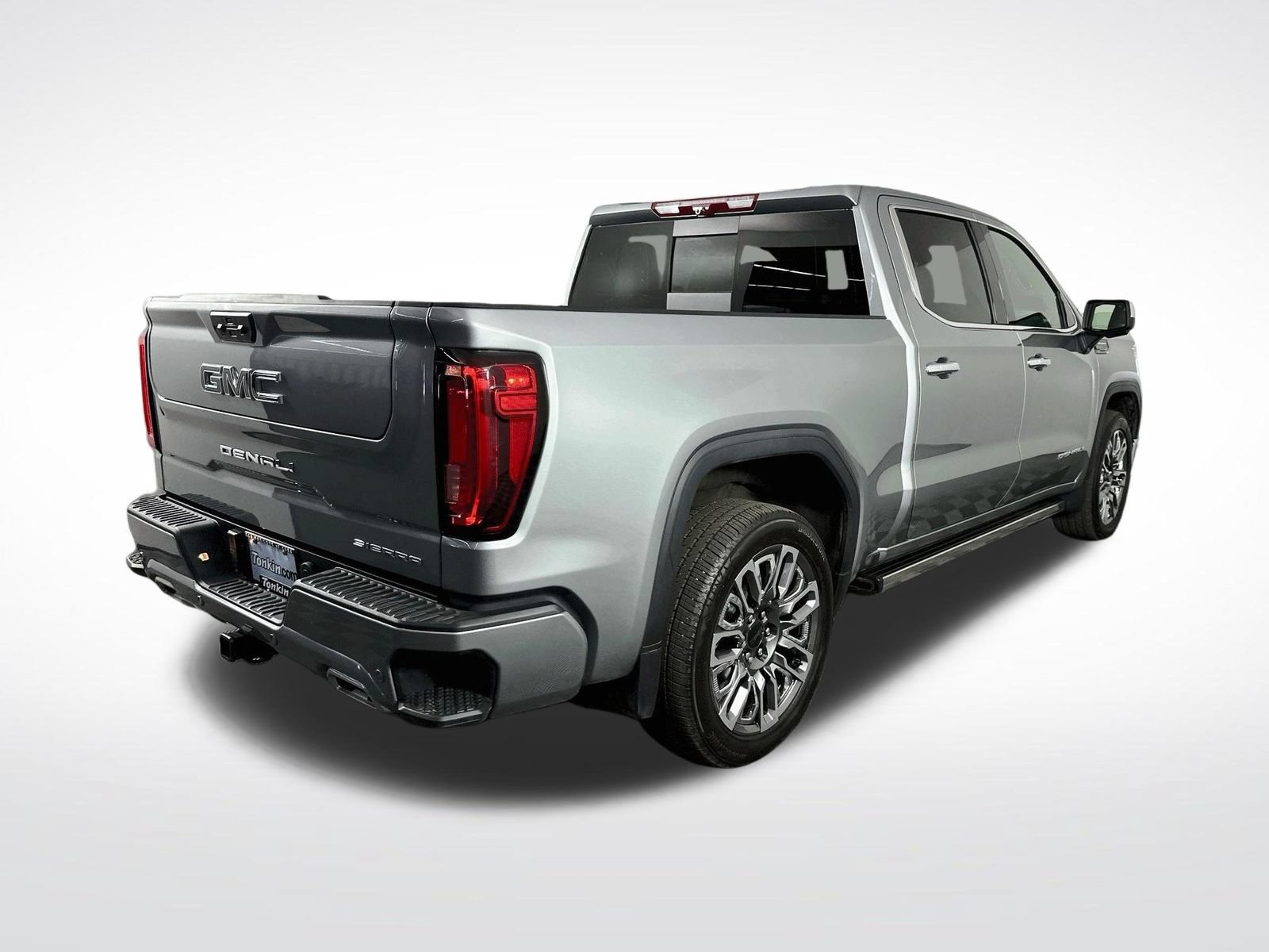 Used 2025 GMC Sierra 1500 Denali Ultimate AWD/4WD image 8