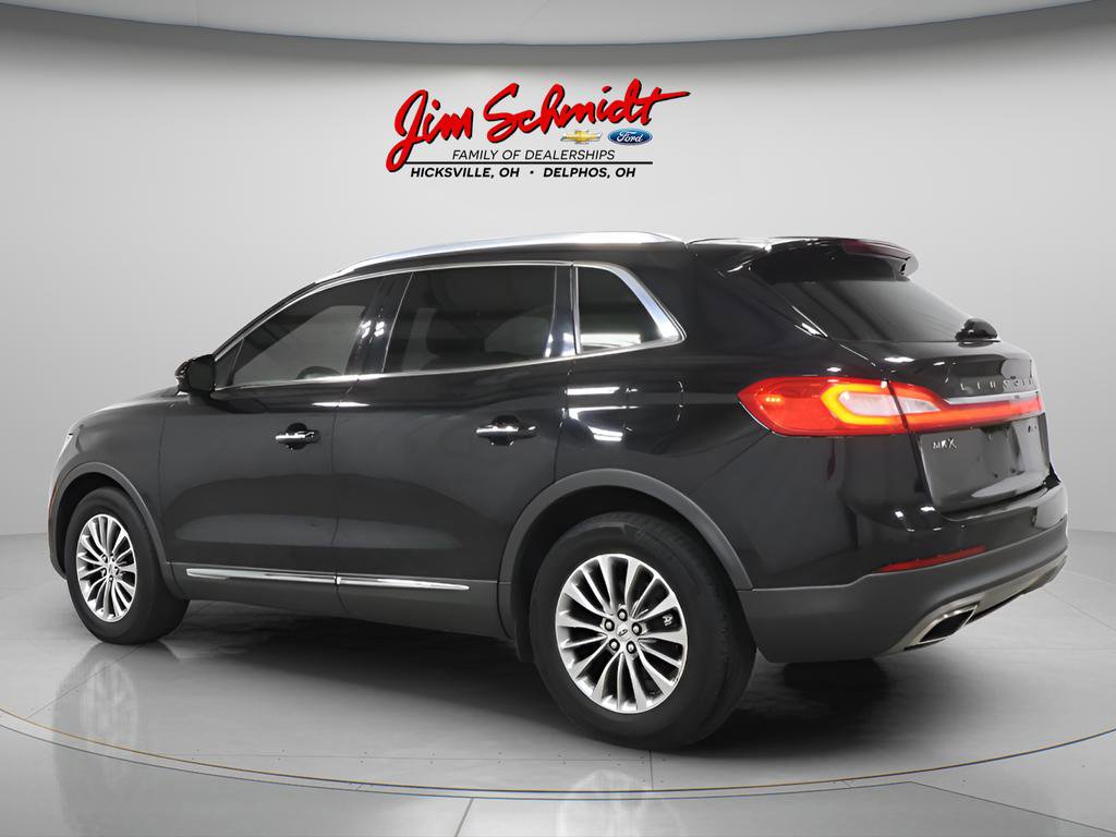 Used 2016 Lincoln MKX Select w/ Select Plus Package AWD/4WD image 3