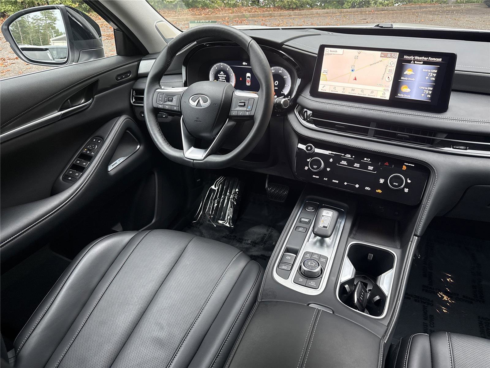 Certified 2025 INFINITI QX60 Luxe w/ Vision Package image 15