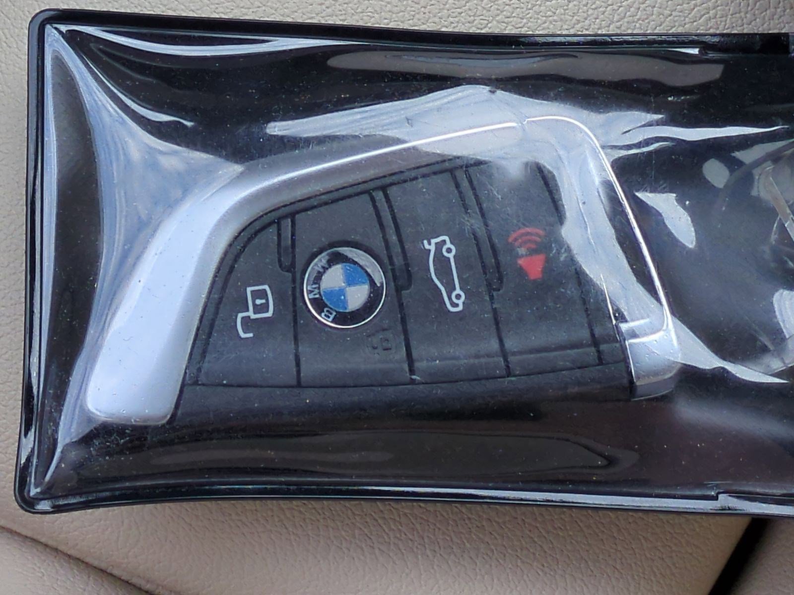 Used 2020 BMW 330i Sedan w/ Convenience Package RWD image 36