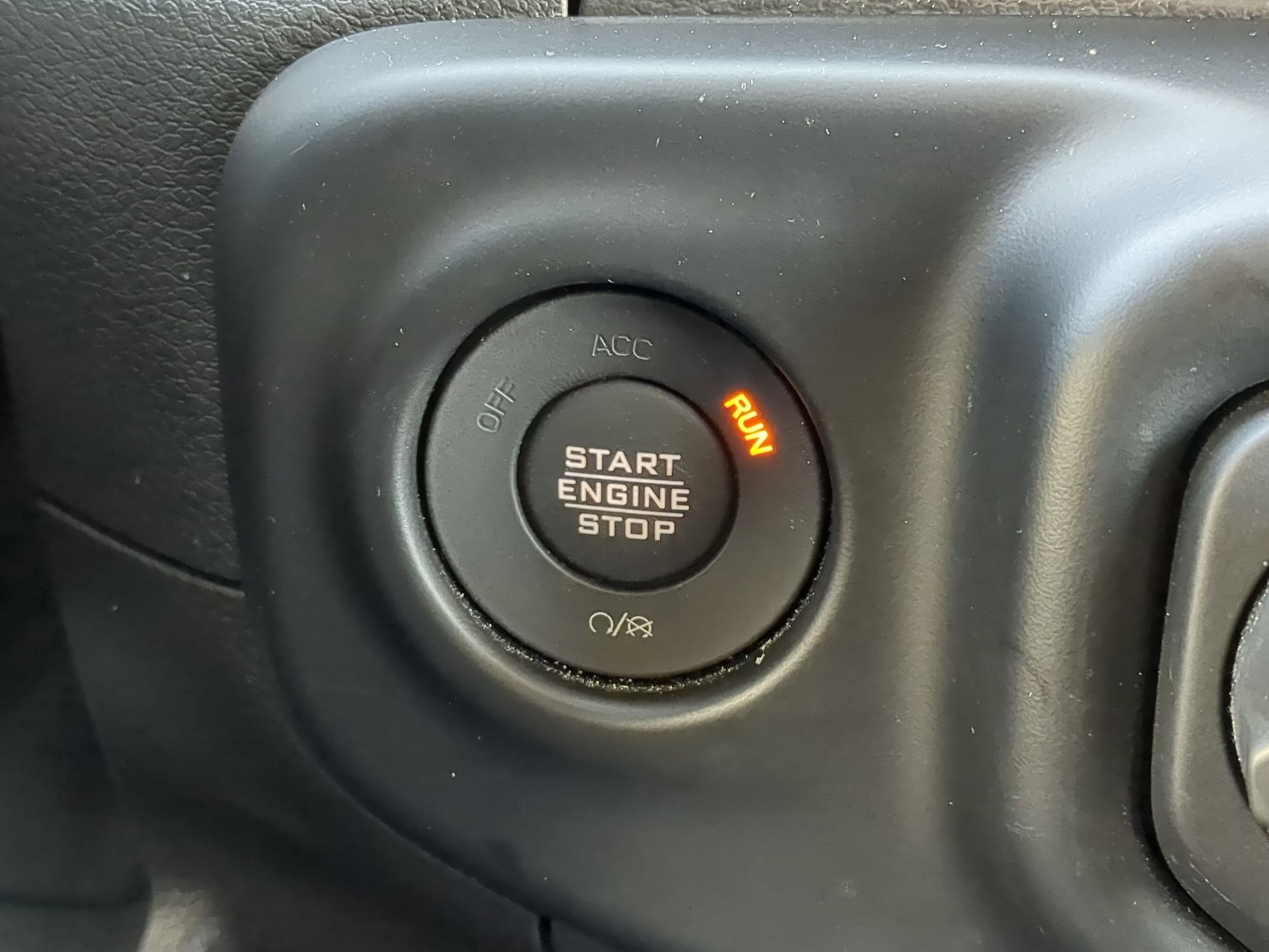 Used 2023 Jeep Wrangler Sahara w/ Cold Weather Group image 21