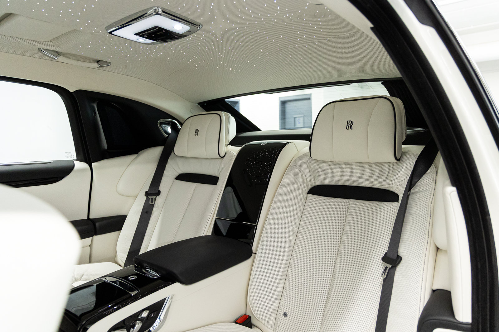 New 2027 Rolls-Royce Ghost Extended Wheelbase AWD/4WD image 59