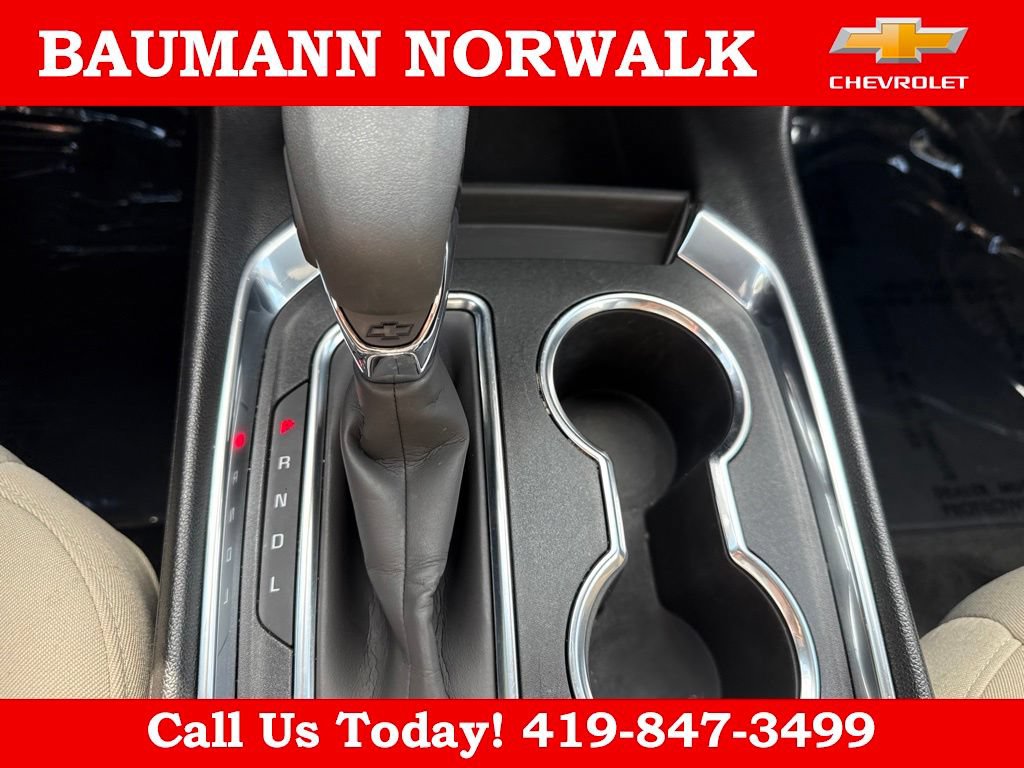 Used 2022 Chevrolet Traverse LS FWD image 24