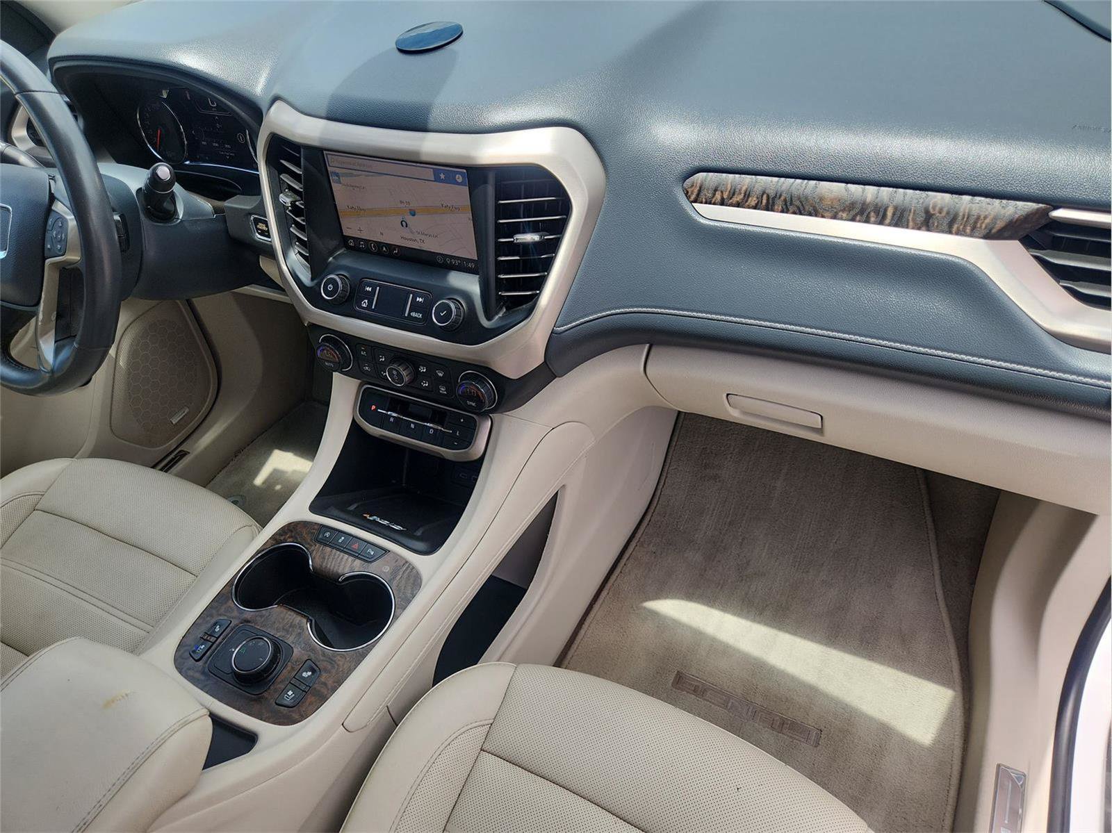 Used 2020 GMC Acadia Denali w/ Trailering Package FWD image 29