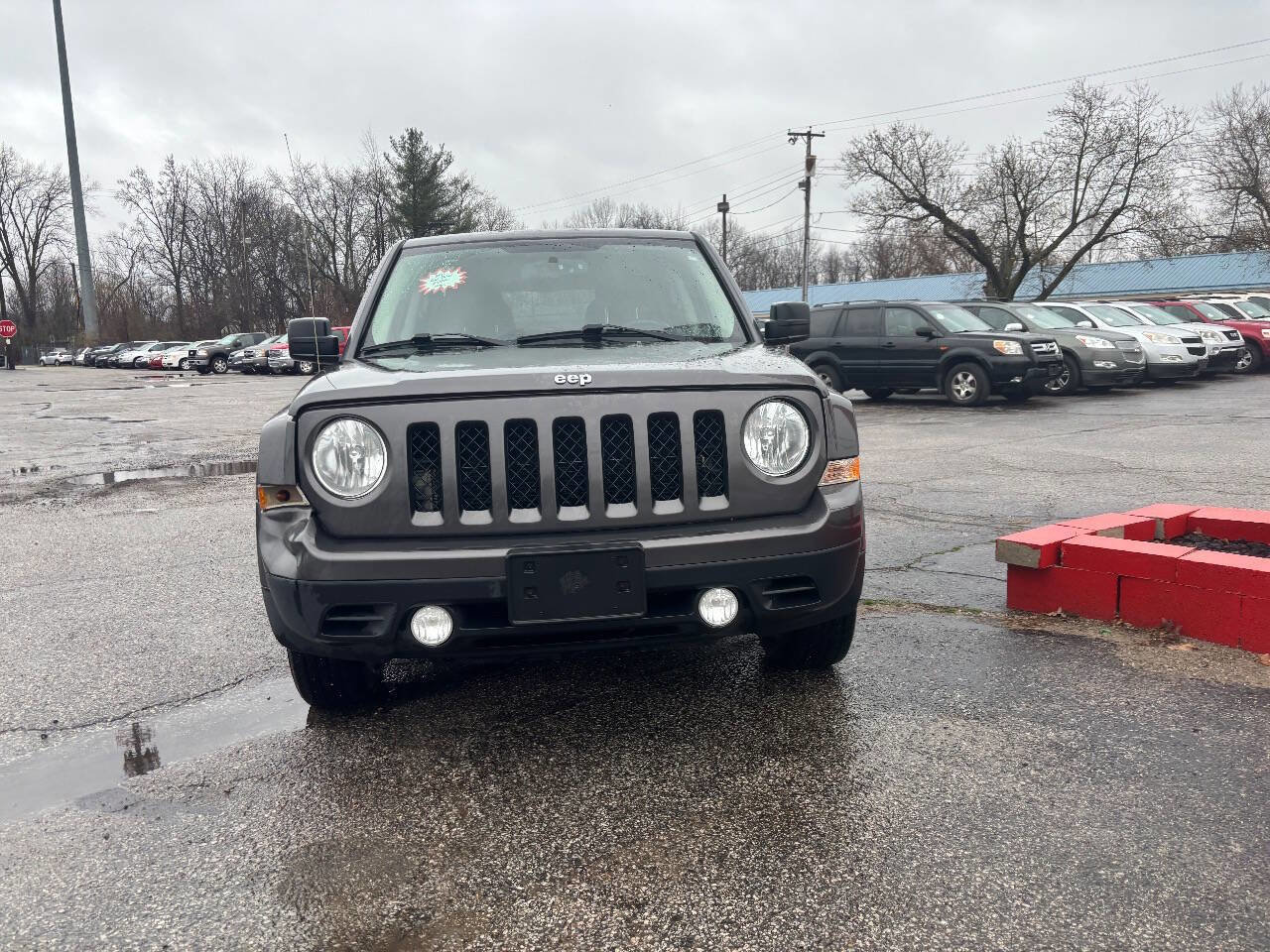 Used 2017 Jeep Patriot Latitude image 8