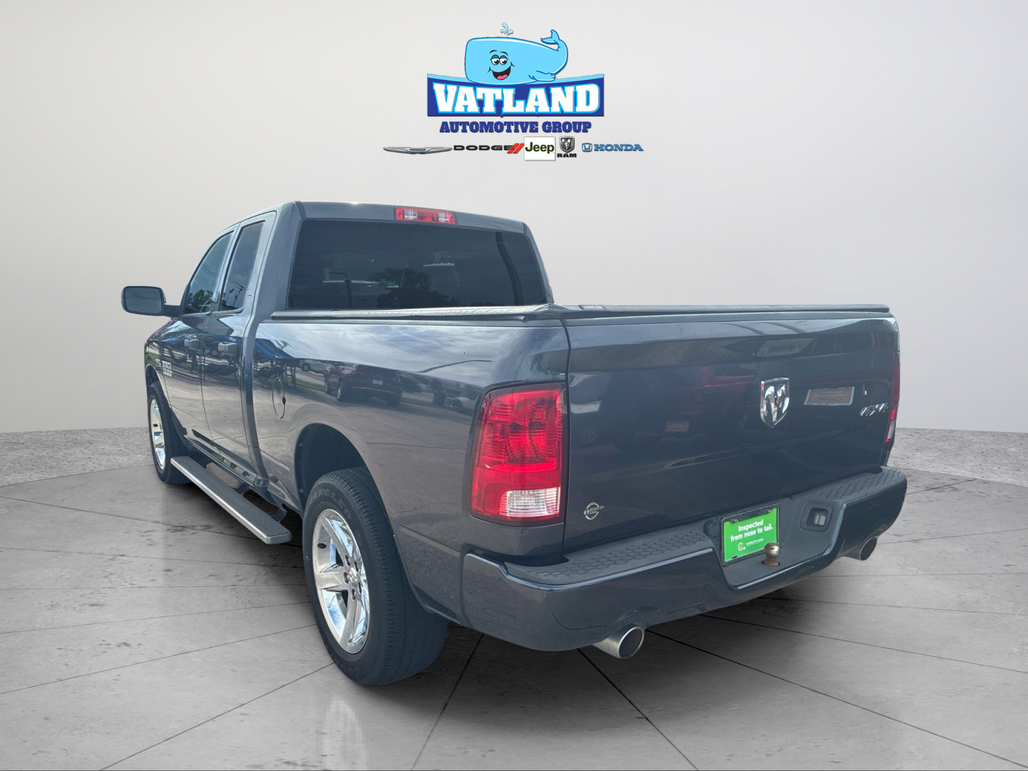 Certified 2017 RAM 1500 Express AWD/4WD image 3