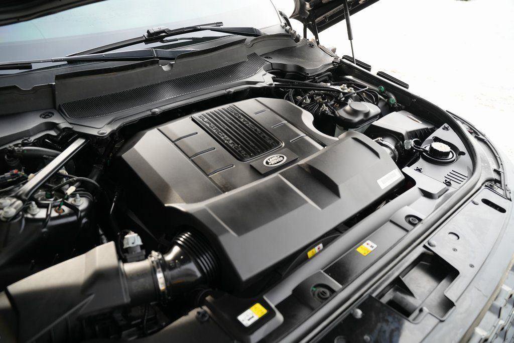 Used 2021 Land Rover Range Rover P525 Westminster Edition image 88