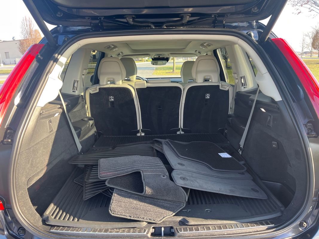 Used 2019 Volvo XC90 T6 Momentum w/ Advanced Package image 24