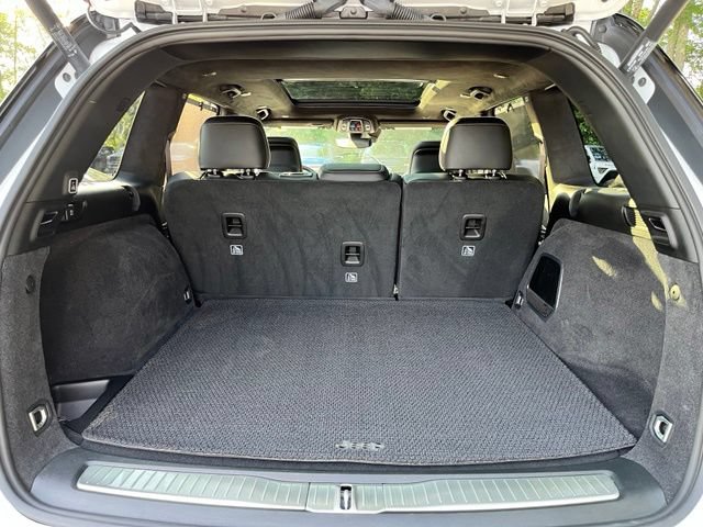 Certified 2025 Jeep Grand Cherokee Summit AWD/4WD image 8