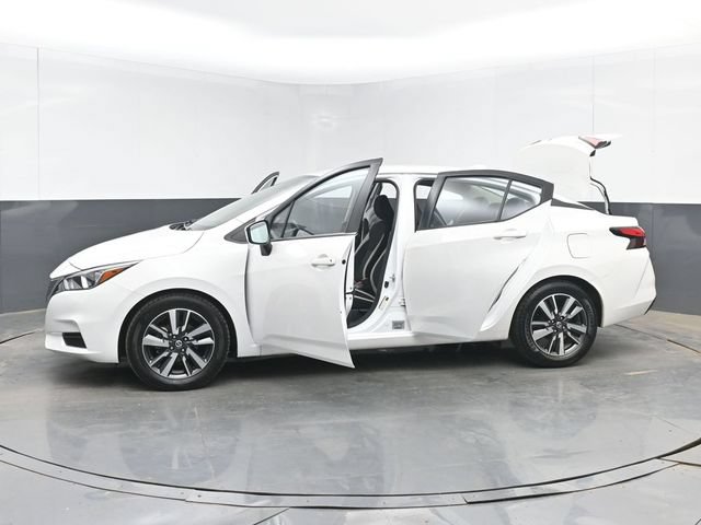 Used 2020 Nissan Versa SV FWD image 48