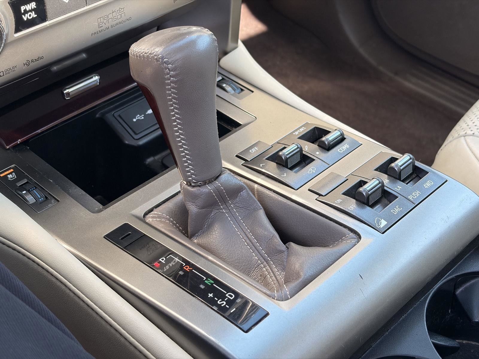 Used 2016 Lexus GX 460 Luxury w/ Preferred Accessory Package image 20