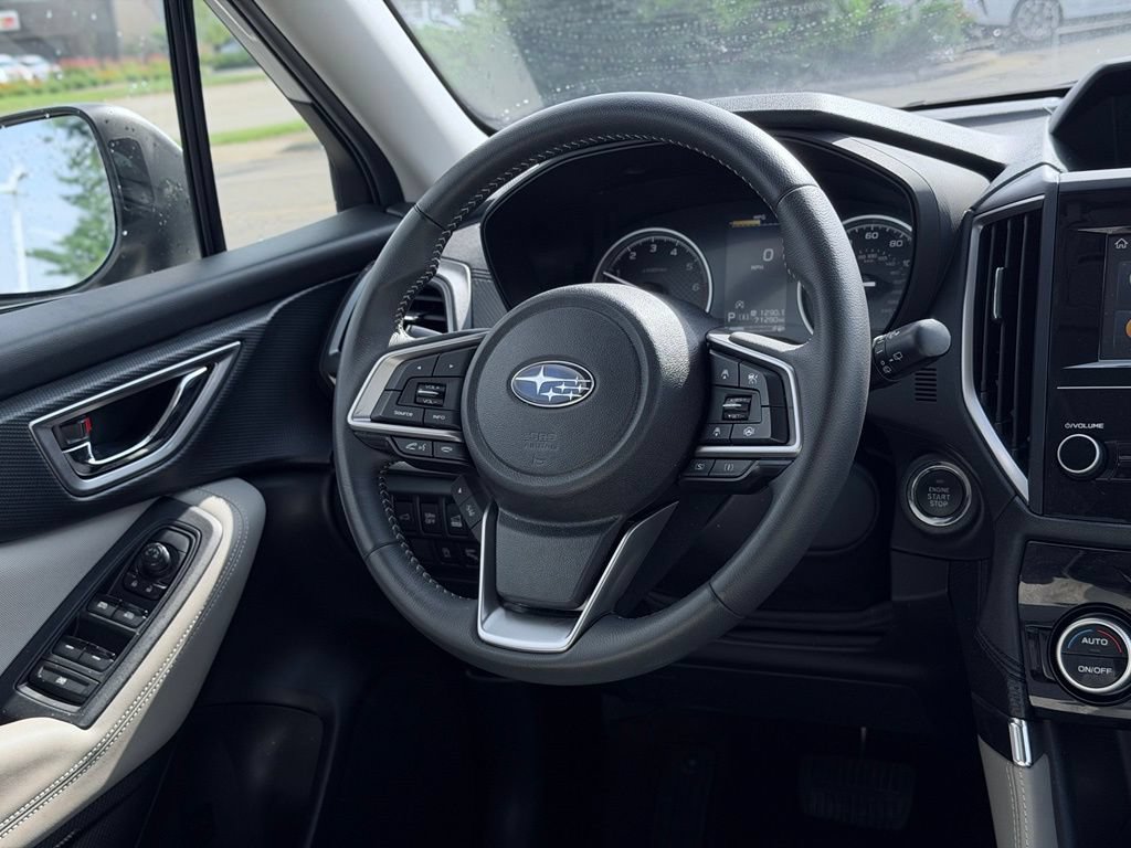 Used 2024 Subaru Forester Premium AWD/4WD image 27