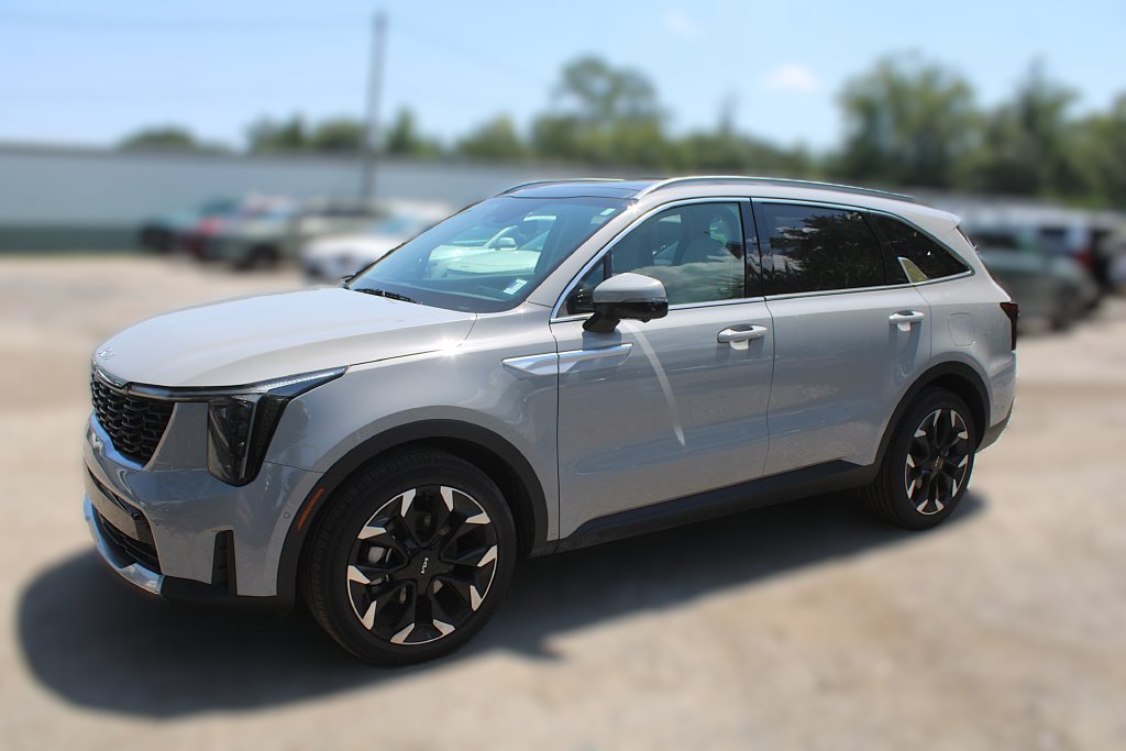Certified 2024 Kia Sorento SX FWD image 16