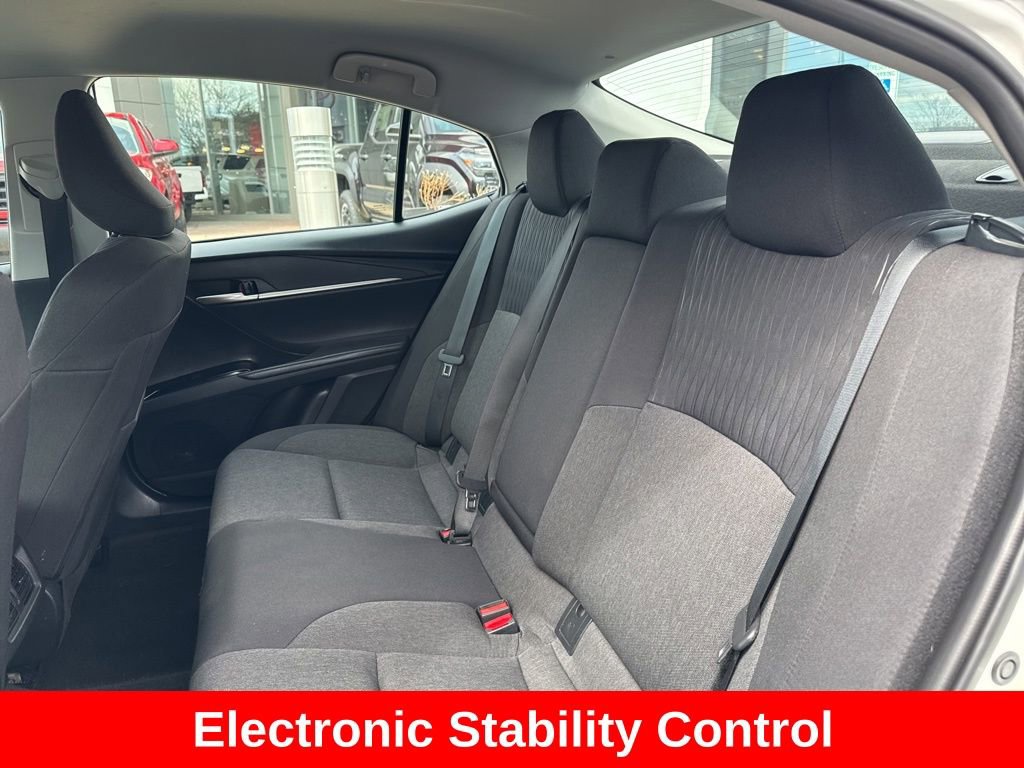 Used 2025 Toyota Camry LE FWD image 15
