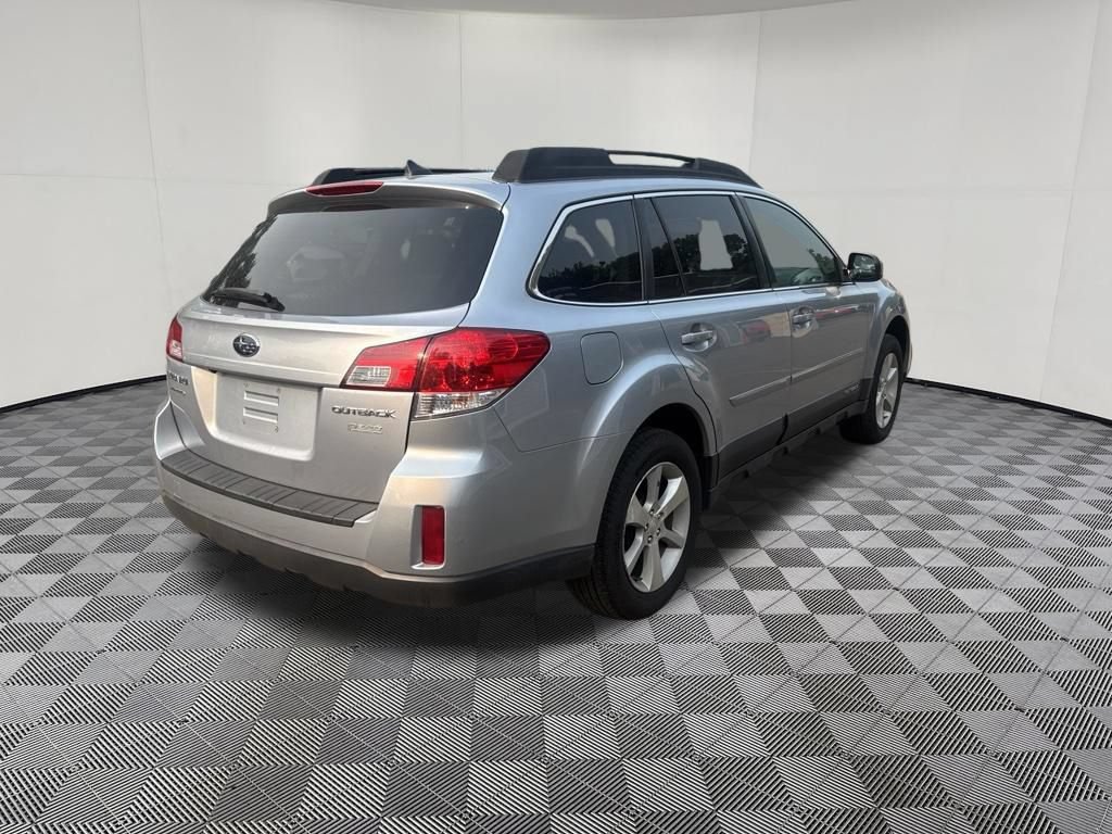 Used 2014 Subaru Outback 2.5i Limited AWD/4WD image 11