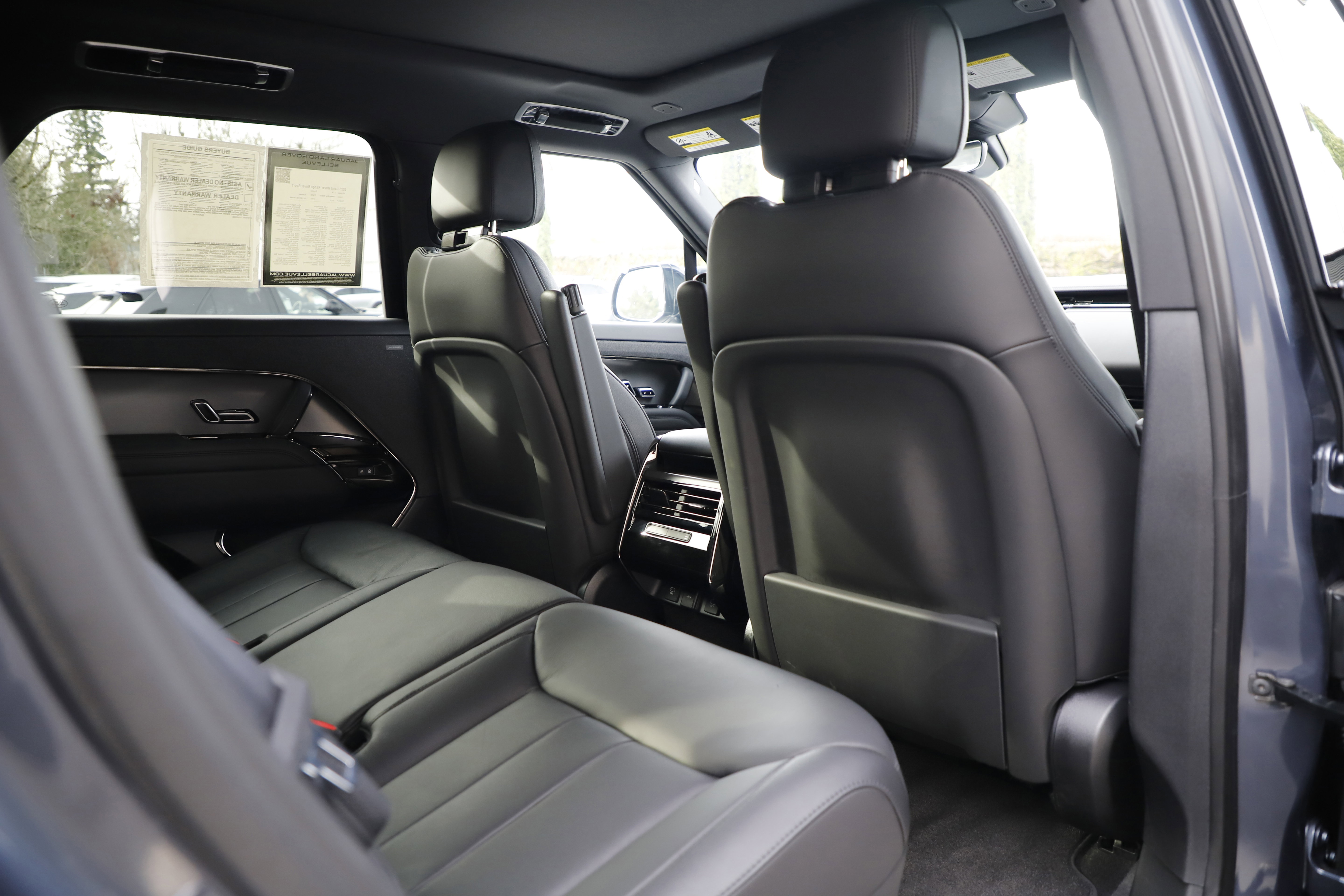 Certified 2025 Land Rover Range Rover Sport image 16