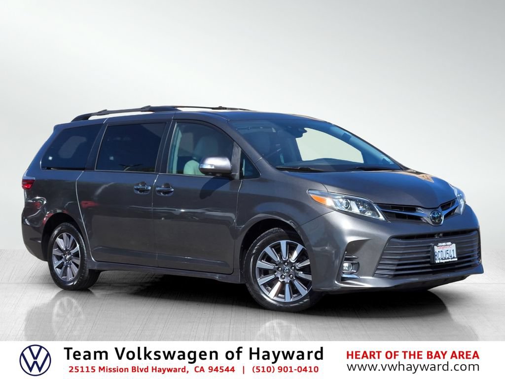 Used 2018 Toyota Sienna Limited Premium AWD/4WD image 1