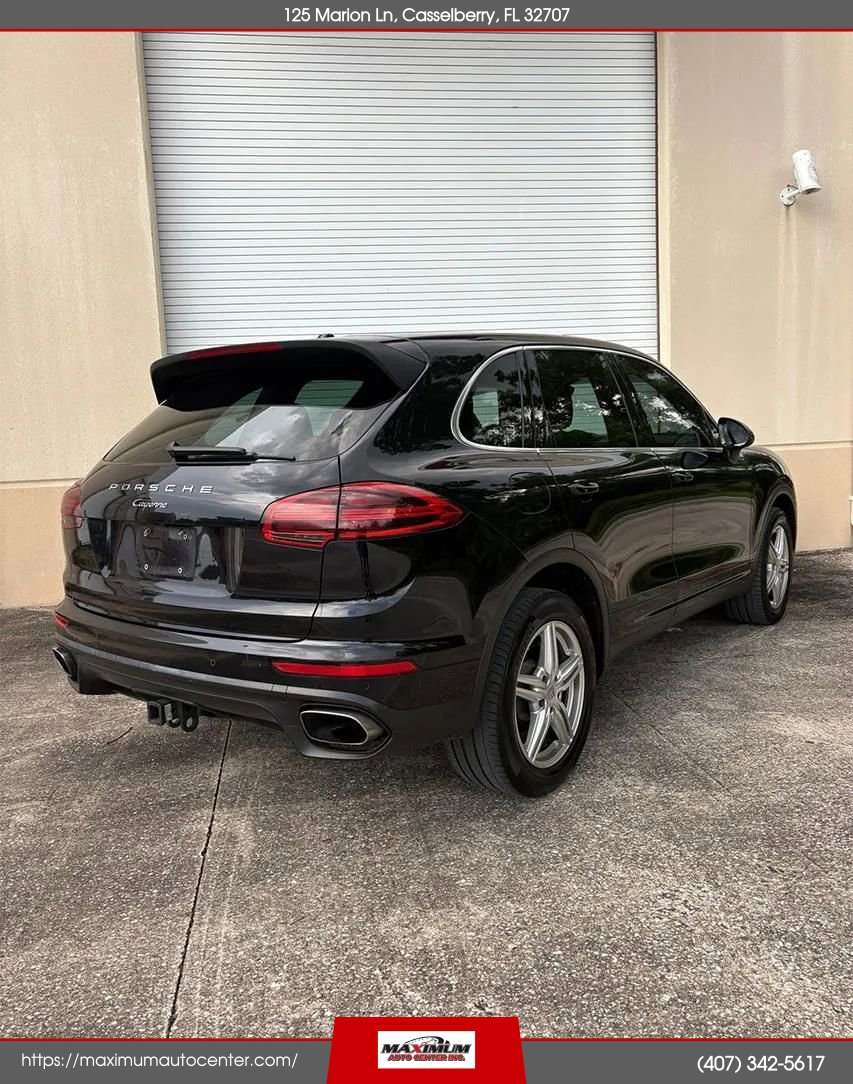 Used 2016 Porsche Cayenne AWD/4WD image 3