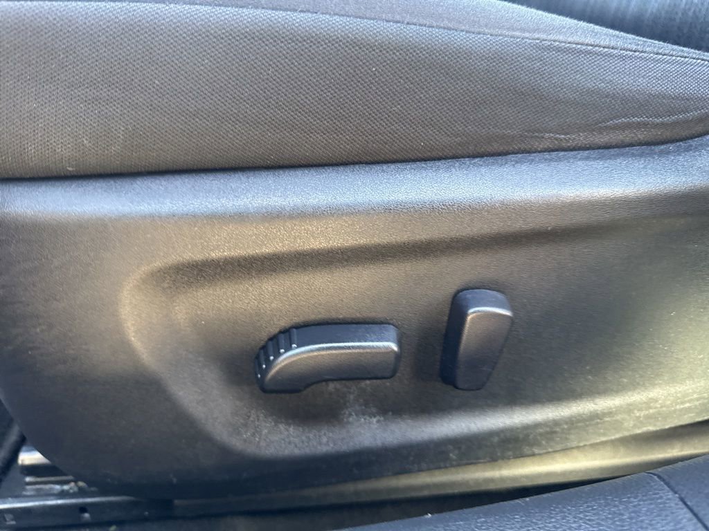 Used 2024 Nissan Altima 2.5 SV image 16