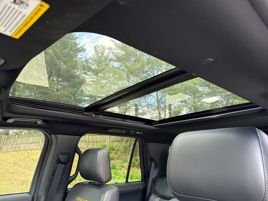 Used 2025 Ford Expedition Tremor image 22