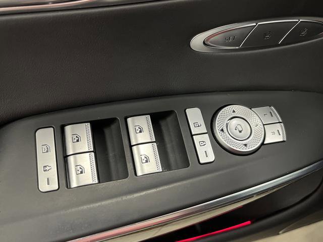 Used 2024 Genesis GV70 3.5T Sport w/ Sport Prestige Package image 30