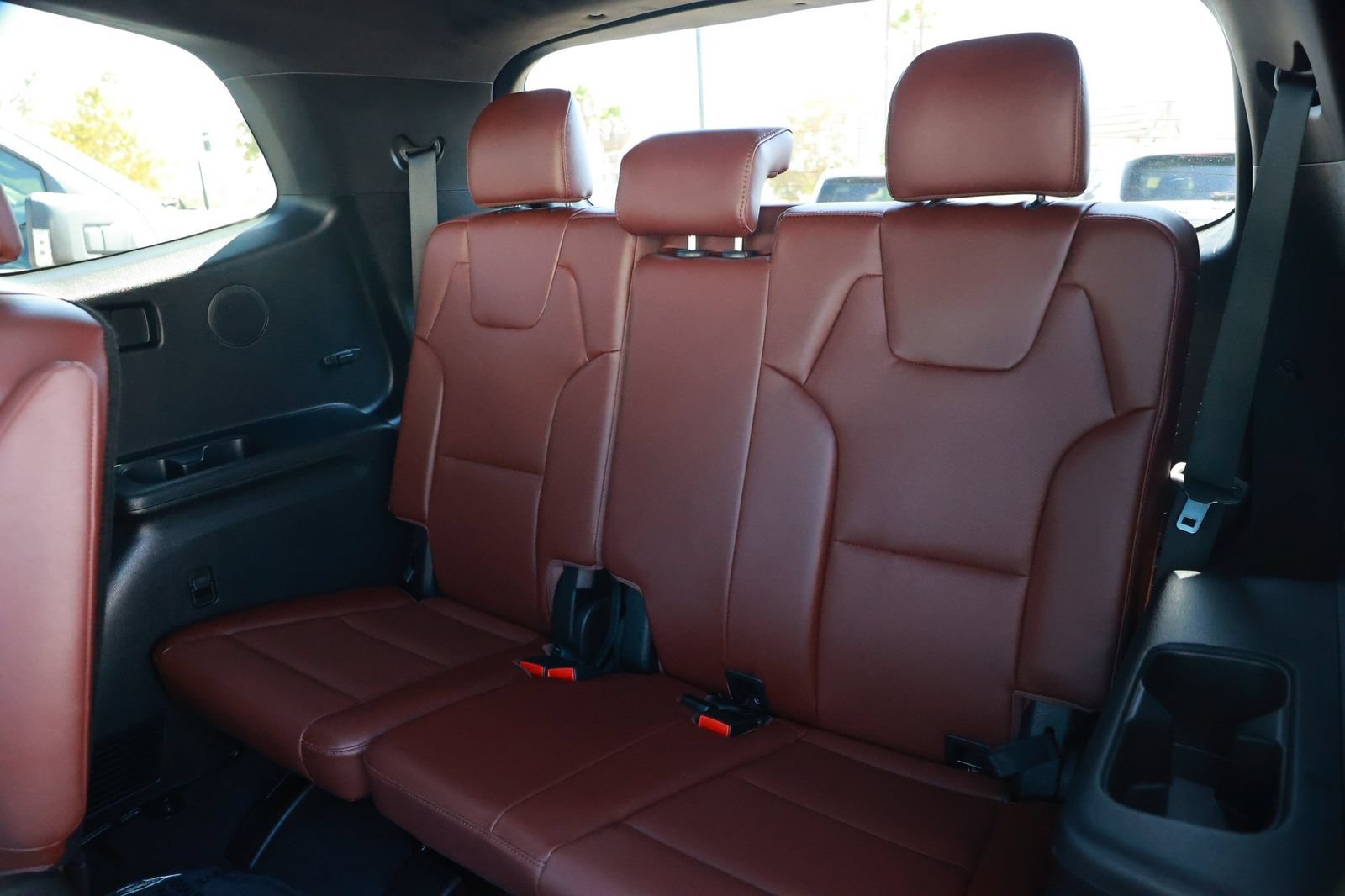 Used 2024 Kia Telluride SX Prestige AWD/4WD image 38