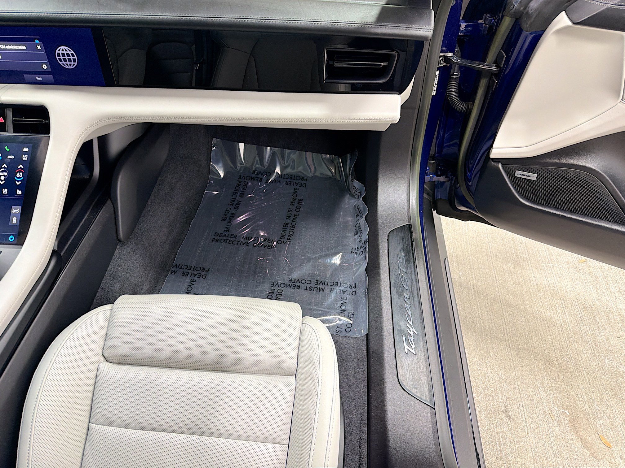 Certified 2023 Porsche Taycan GTS image 18