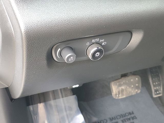 Certified 2023 Chevrolet Traverse RS w/ LPO, Floor Liner Package AWD/4WD image 9