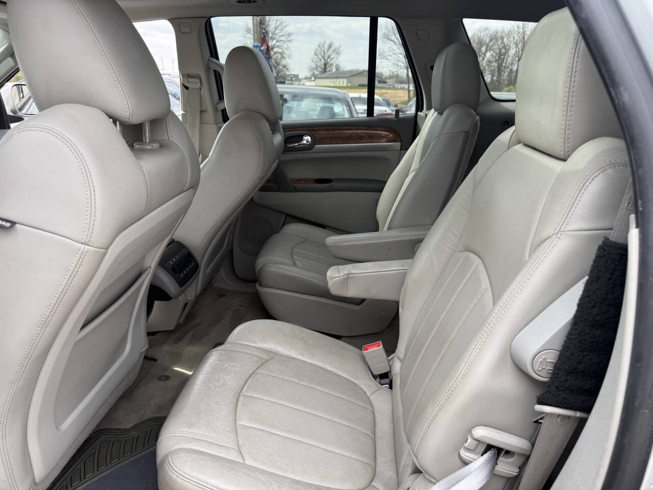 Used 2011 Buick Enclave CXL AWD/4WD image 10
