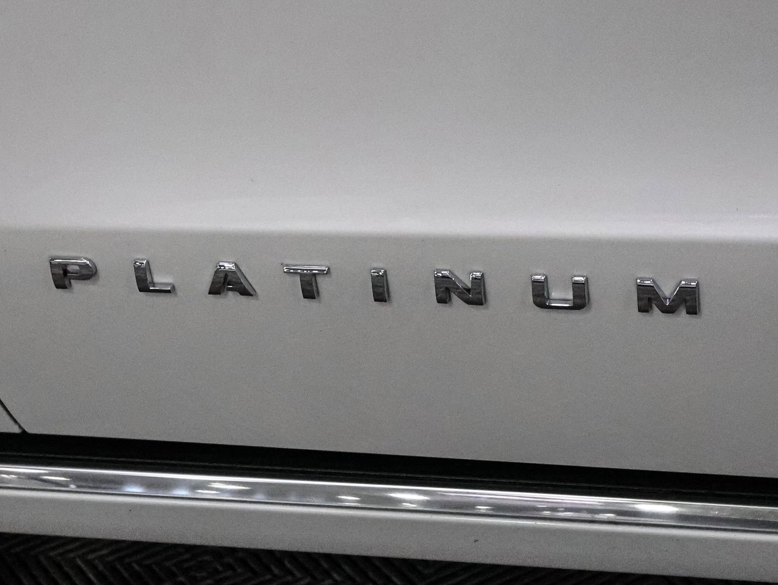 Certified 2024 Ford Expedition Max Platinum AWD/4WD image 19