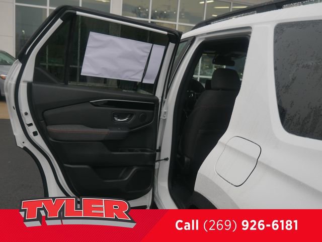 New 2026 Honda Pilot Sport image 21