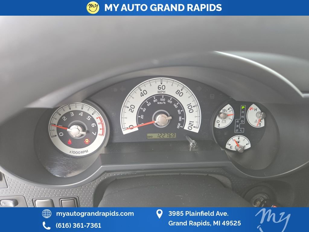 Used 2014 Toyota FJ Cruiser 2WD image 26