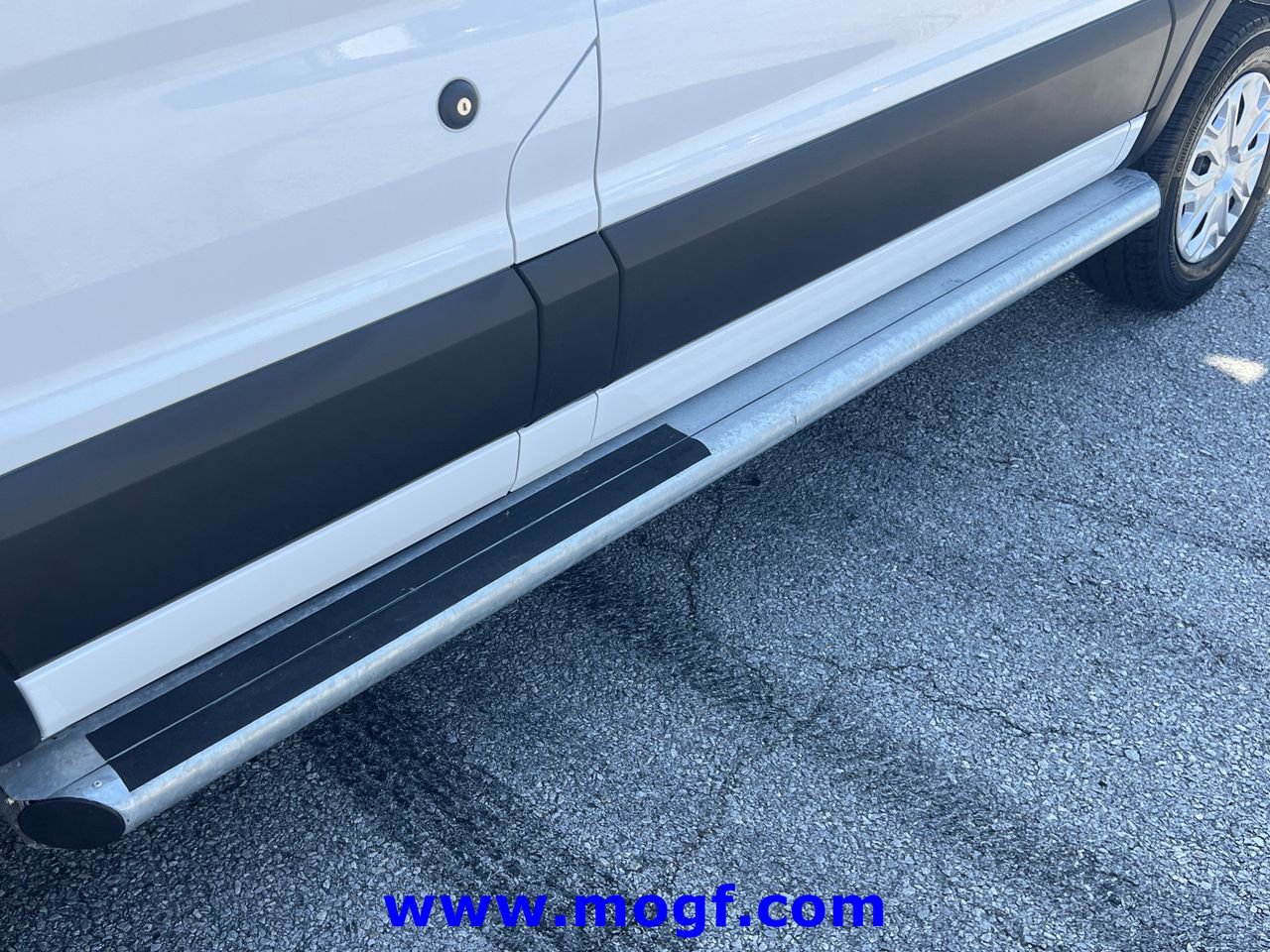 Used 2024 Ford Transit 250 Low Roof w/ Exterior Upgrade Package image 29