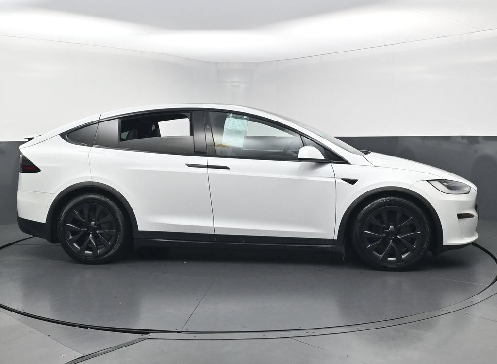 Used 2023 Tesla Model X AWD/4WD image 5