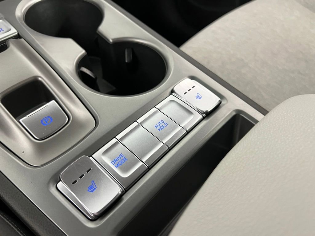 Used 2023 Hyundai Kona SE image 20