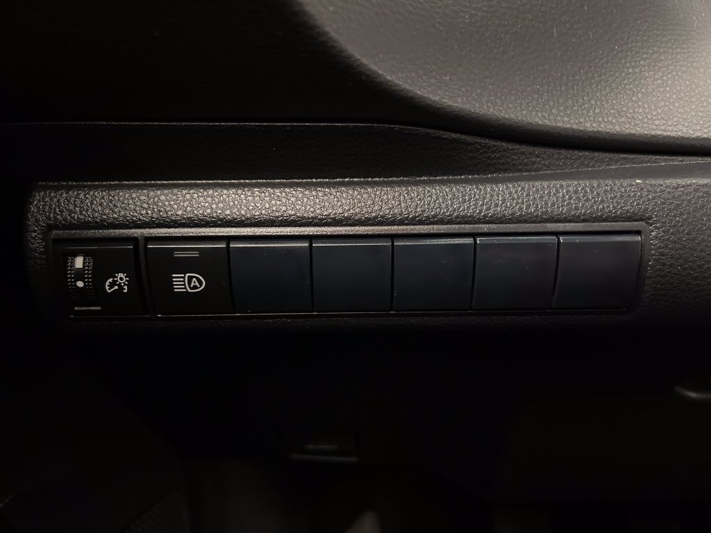 Certified 2019 Toyota Corolla XSE w/ Carpet Mat Package FWD image 28