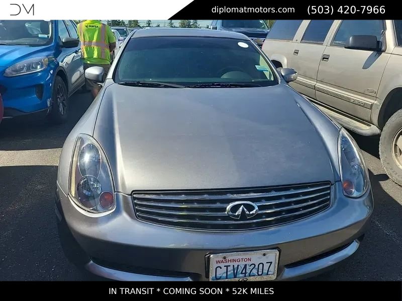 Used 2004 INFINITI G35 Coupe w/ Premium Pkg RWD image 2