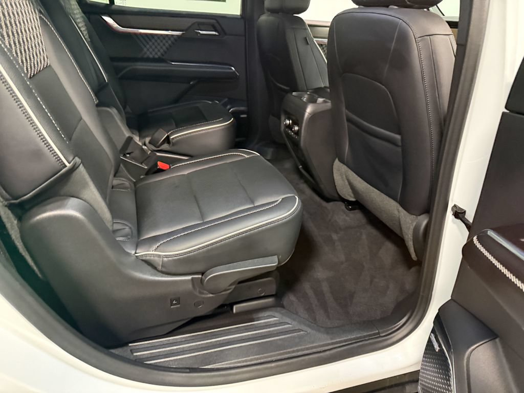 Used 2024 GMC Acadia Denali w/ LPO, Floor Liner Package FWD image 66