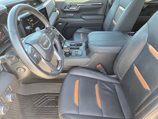 Used 2024 GMC Sierra 1500 AT4 w/ Technology Package AWD/4WD image 14