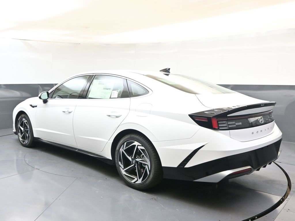 New 2026 Hyundai Sonata SEL image 3