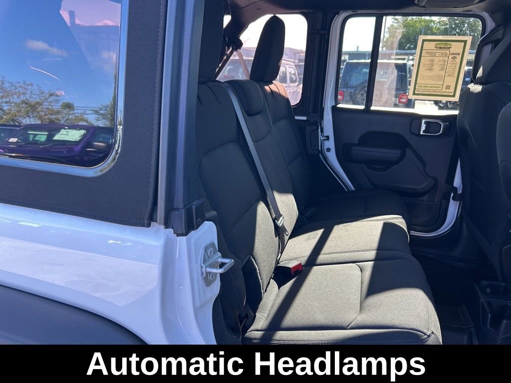 Used 2022 Jeep Wrangler Unlimited Sport AWD/4WD image 27