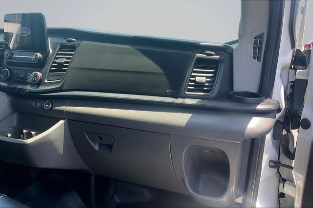 Used 2020 Ford Transit 250 Medium Roof AWD image 17