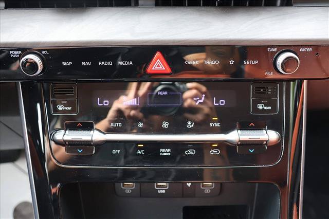 Used 2023 Kia Carnival SX FWD image 19