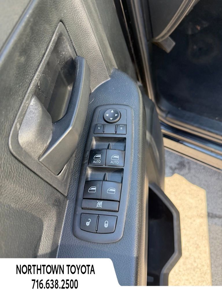 Used 2018 RAM 1500 Express w/ Express Value Package image 19