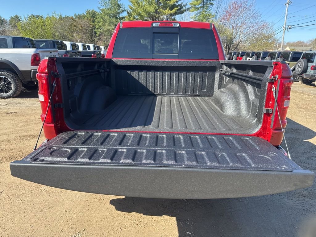 New 2026 RAM 1500 4x4 Crew Cab image 26