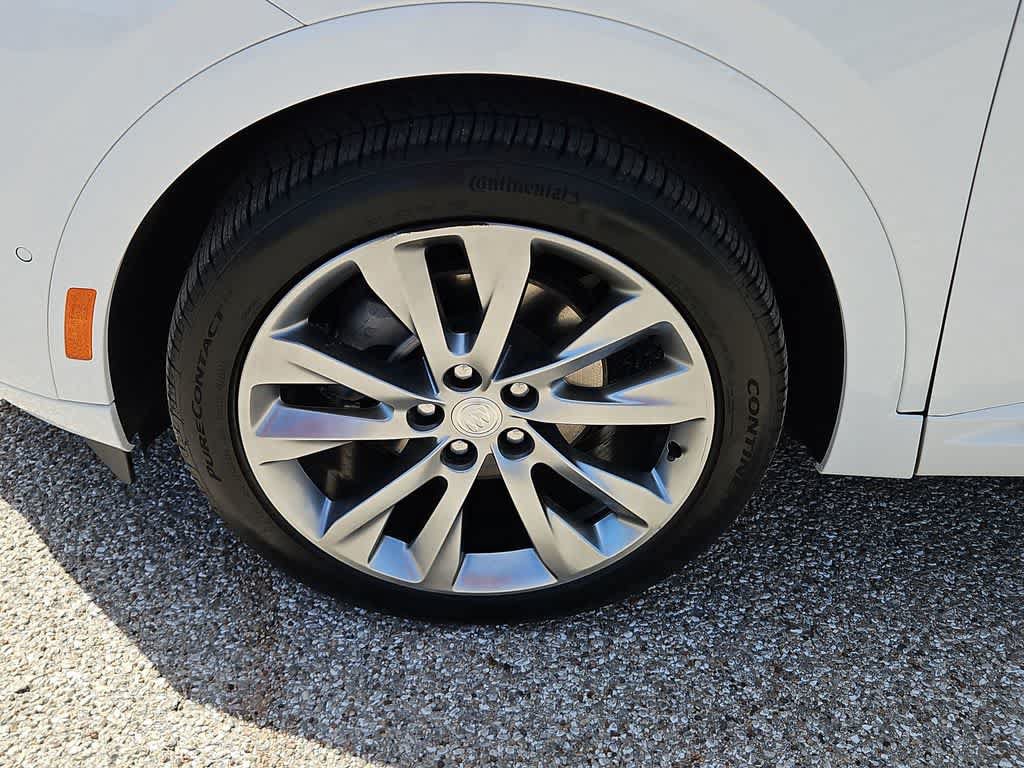 Used 2021 Buick Envision Avenir w/ Technology Package II AWD/4WD image 12