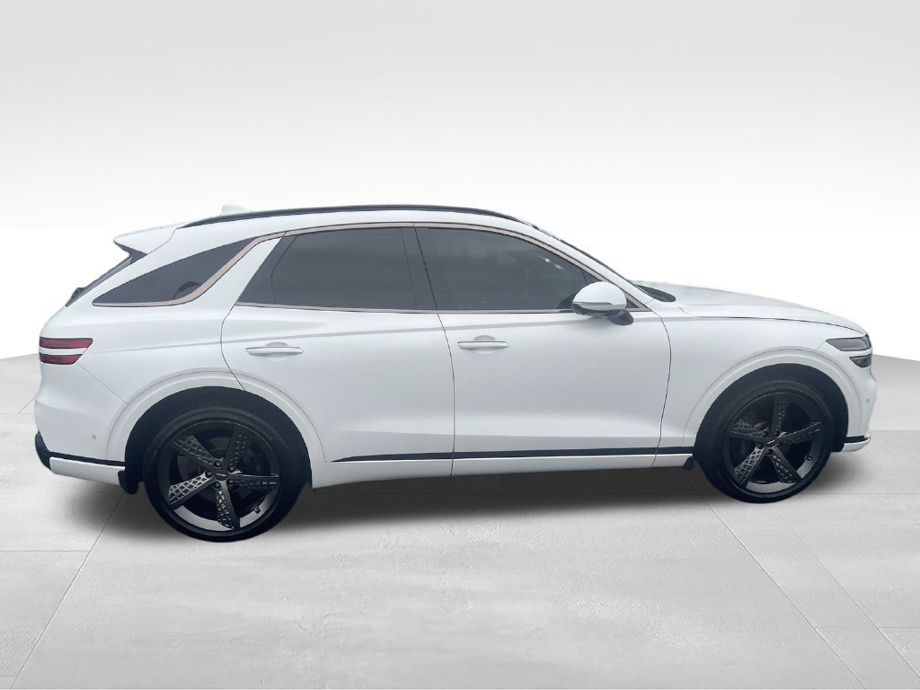 Used 2023 Genesis GV70 2.5T w/ Sport Prestige Package AWD/4WD image 6